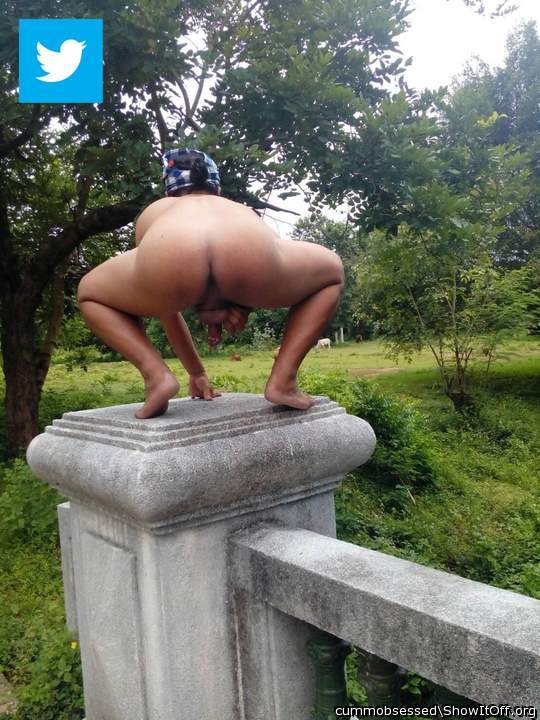 Adult image from cummobsessed
