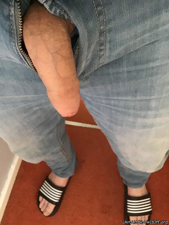 Adult image from Ukman