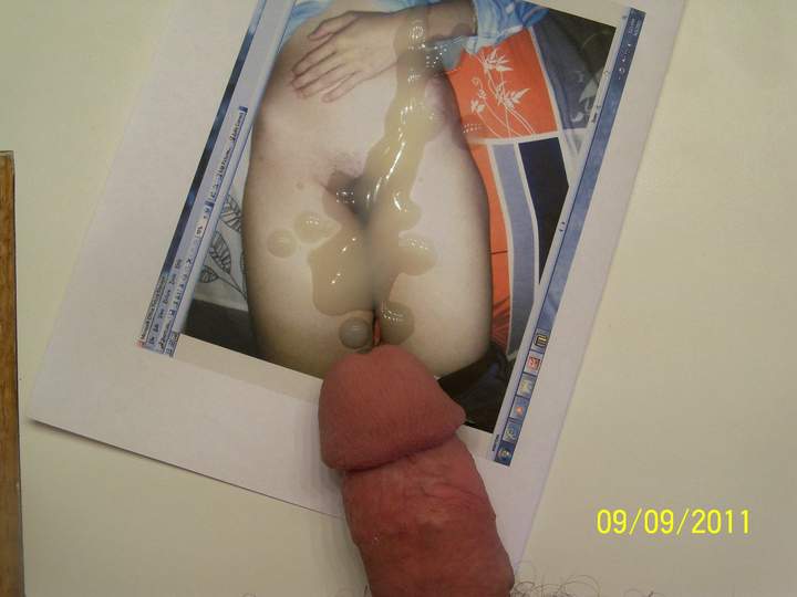 Great pussy to cover with cum.
