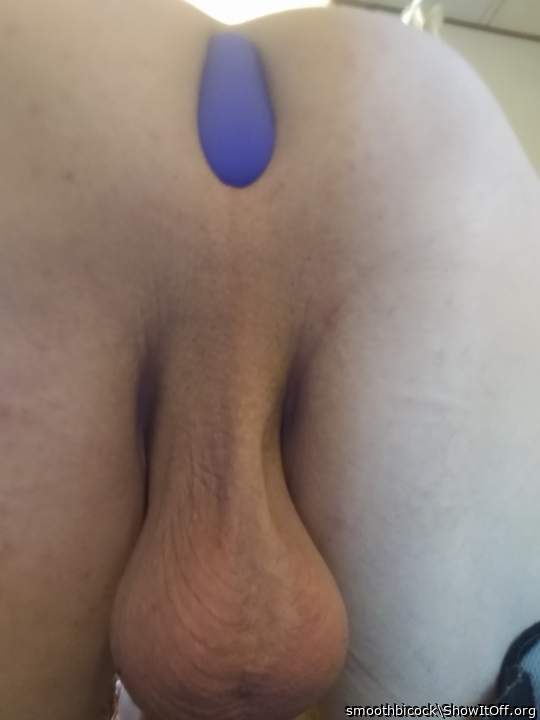 Mmmmm smooth, plugged, bent over. All favorites of mine