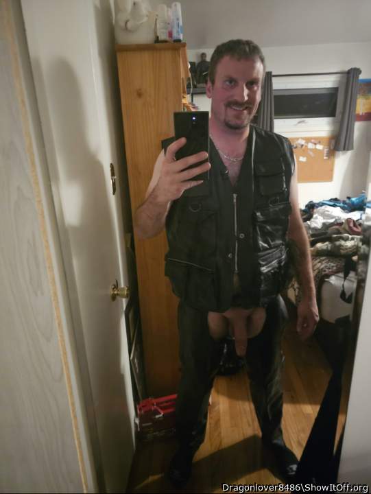 All dressed up and ready to play 😜😈