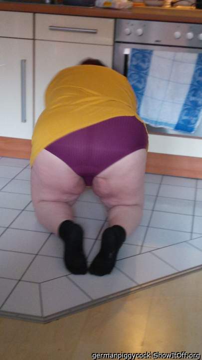 Adult image from germanpiggycock