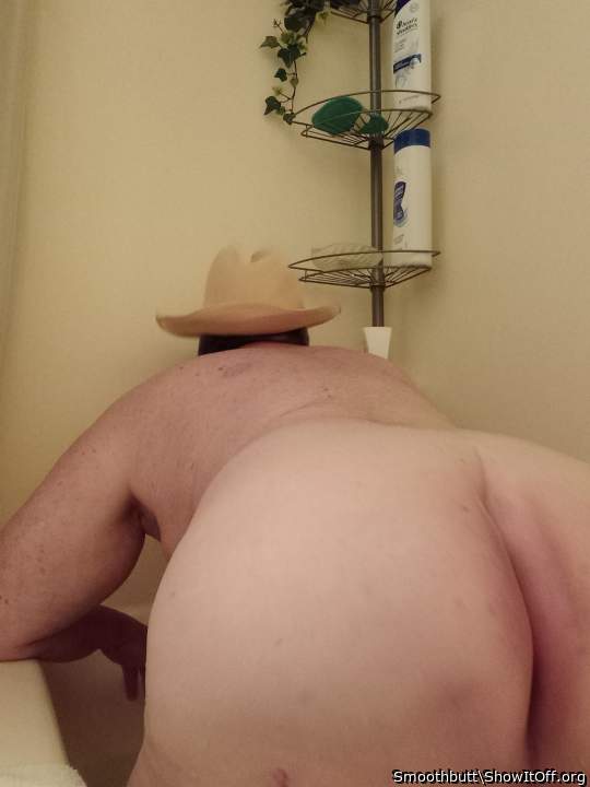 Adult image from Smoothbutt