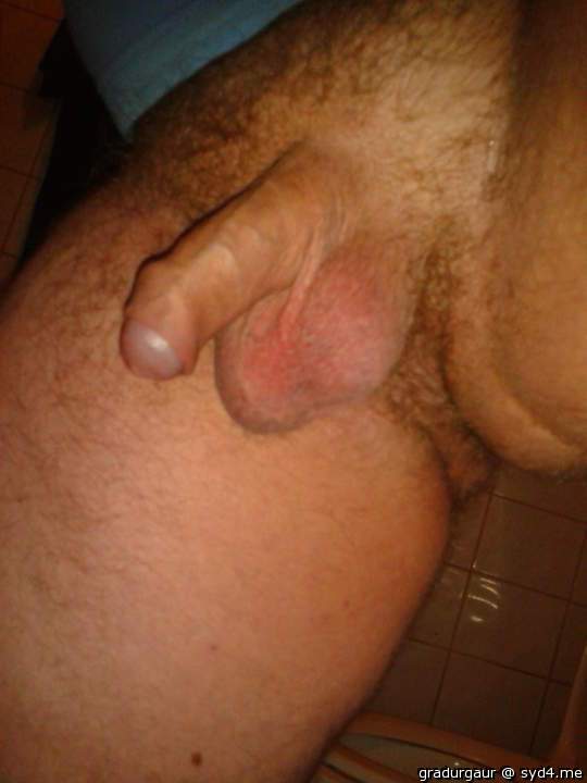 Adult image from gradurgaur
