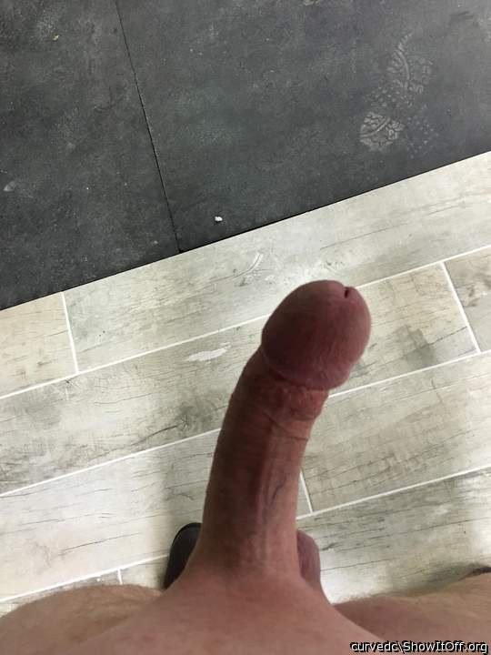 Adult image from Curvedc