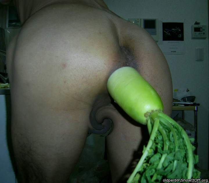 Adult image from oldper69