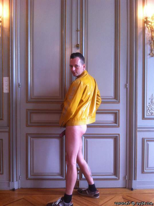 Adult image from corona7