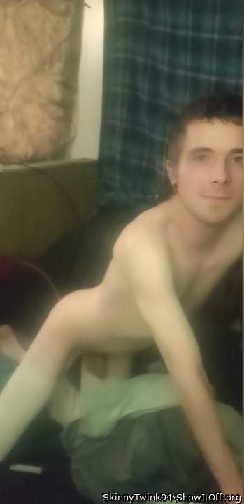 Adult image from SkinnyTwink94