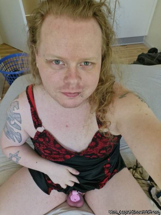Adult image from Mini_Aspie