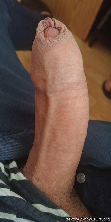 Adult image from dekory