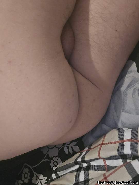 Adult image from Blueroby