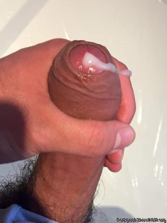 Very nice cock ..love the cum