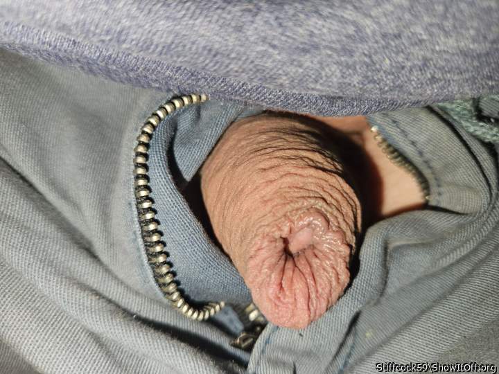 Adult image from Stiffcock59
