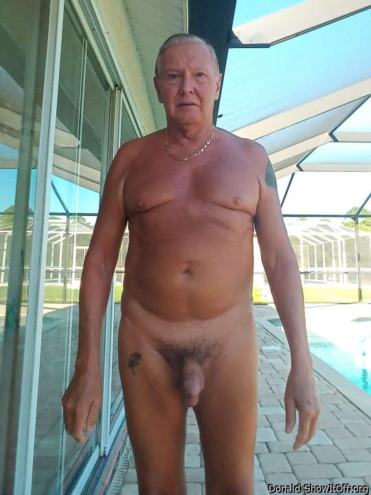 You look absolutely Stunning Naked in front of your camera