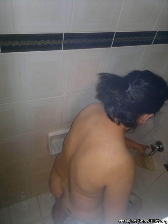 Adult image from zizelyian