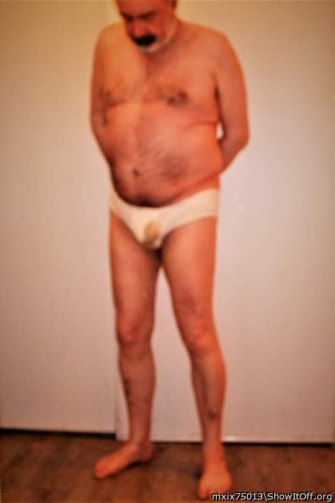 Adult image from mxix75013