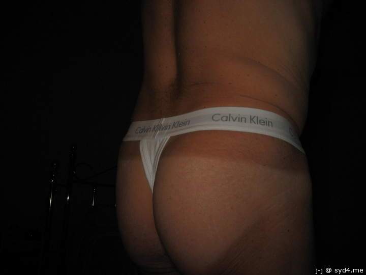 Adult image from OldHungDaddy