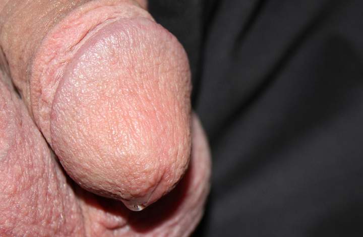 Adult image from lilsoftee