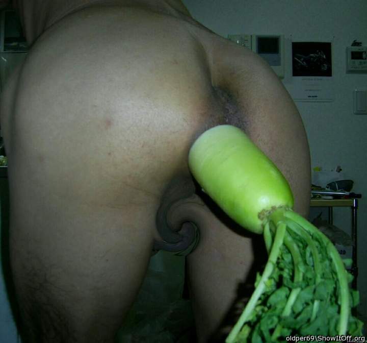 Adult image from oldper69