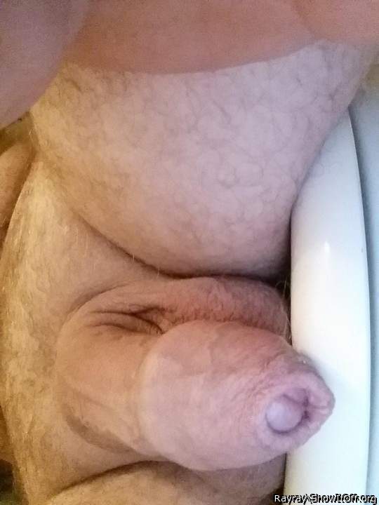 Mmmm,yummy uncut cock