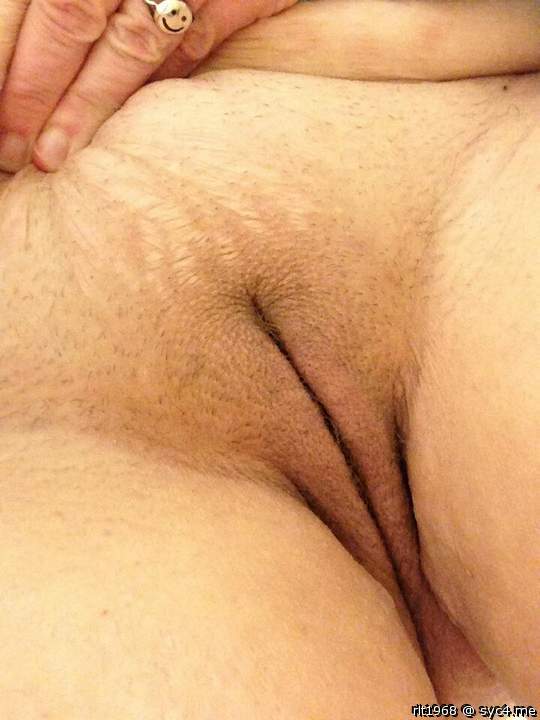 SUPER-HOT SLIT.......love it........  