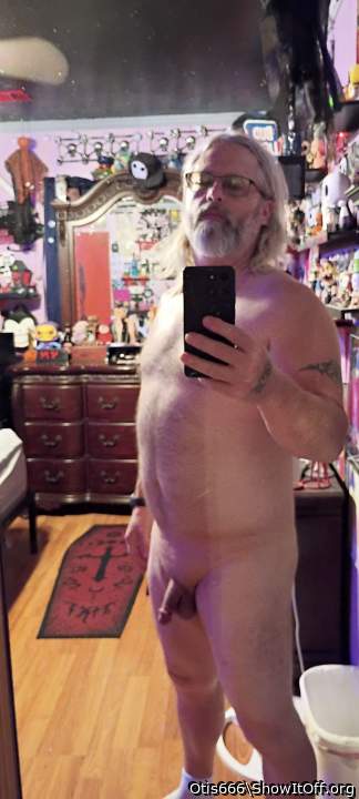 Adult image from Otis666