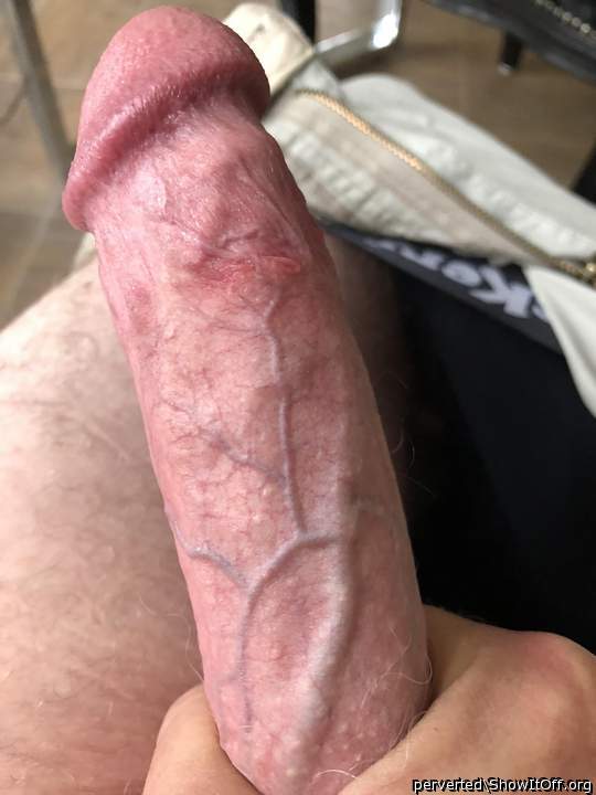 Nice, looks like my fathers cock