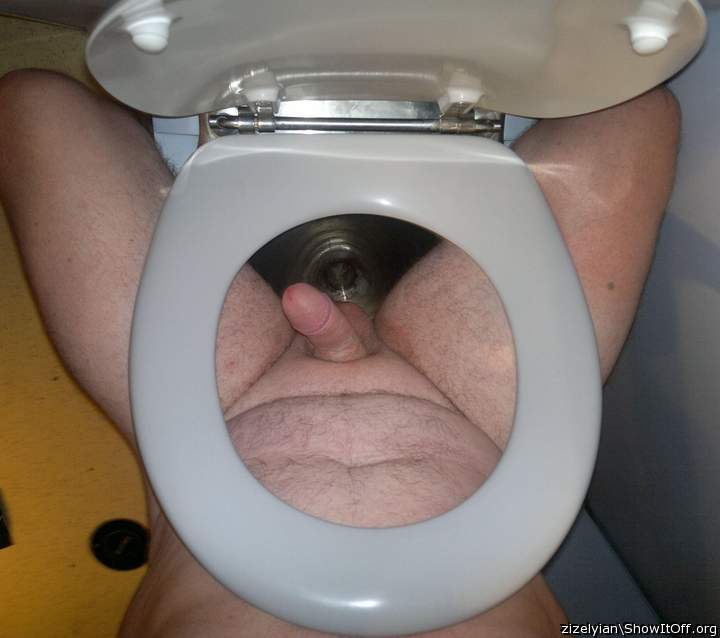 Adult image from zizelyian