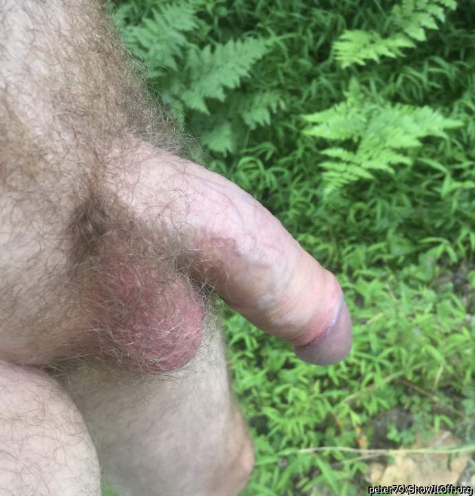 Damn sure love to suck the cum right out of that cock    