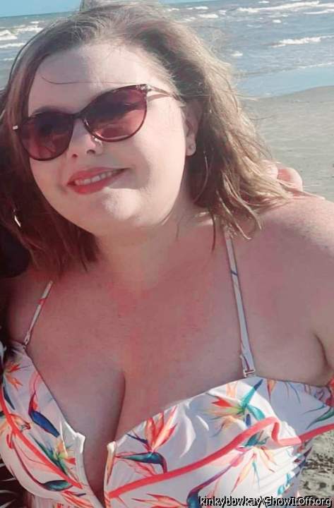SLUT RED