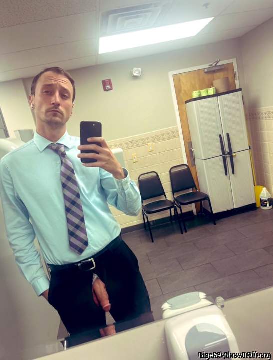 just hanging out at the office I see!nice