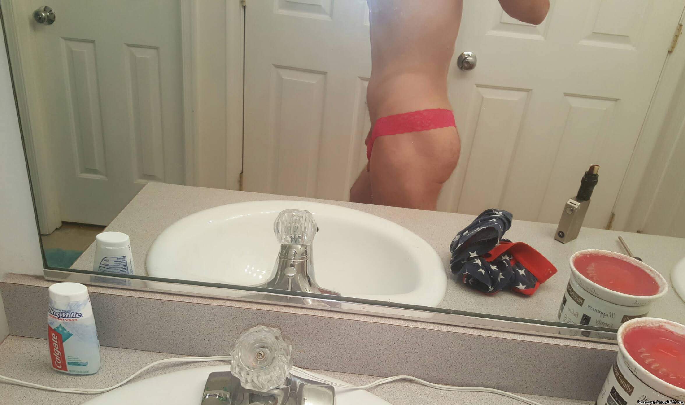 Adult image from Sizzzzler