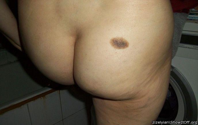 Adult image from zizelyian