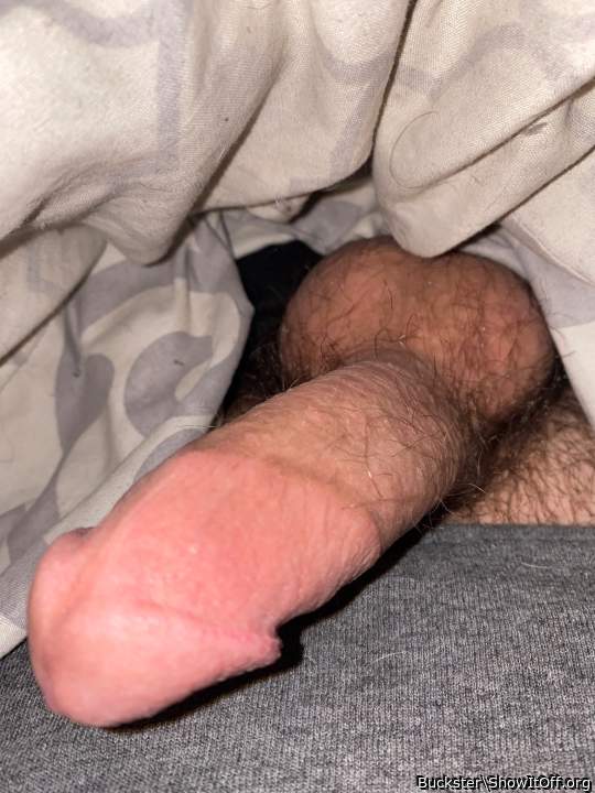 I'd love to jump on that big beautiful dick!!
 