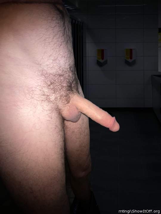 Adult image from mtingi