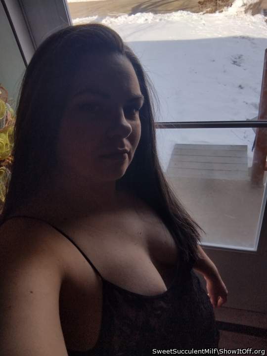 Adult image from SweetSucculentMilf