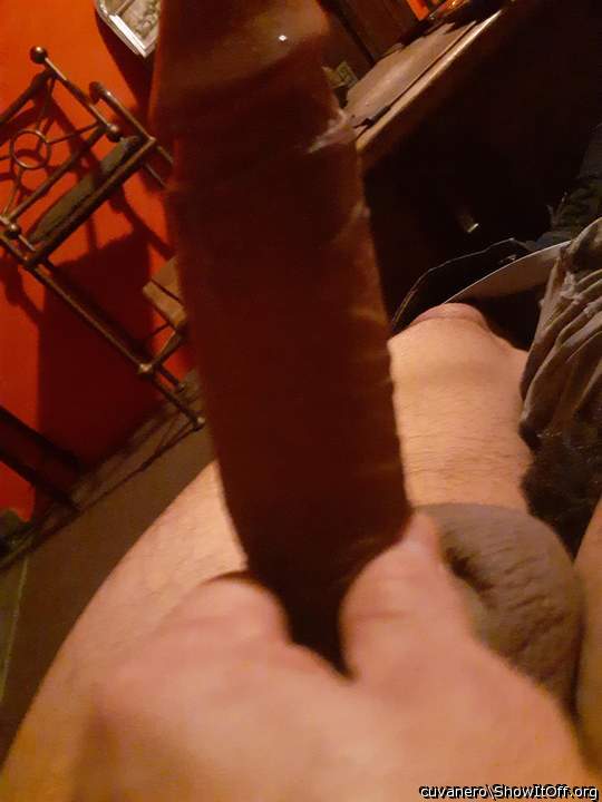 Adult image from cuvanero
