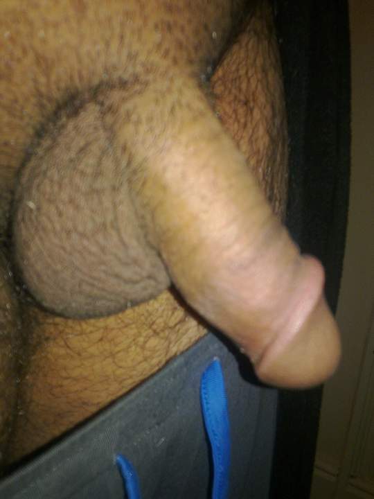 Adult image from Sexbomb