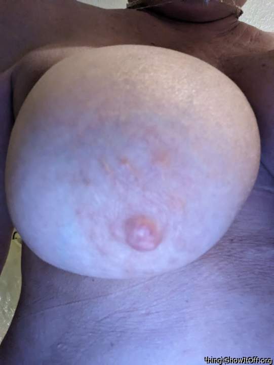 I do love some big titties in my face
