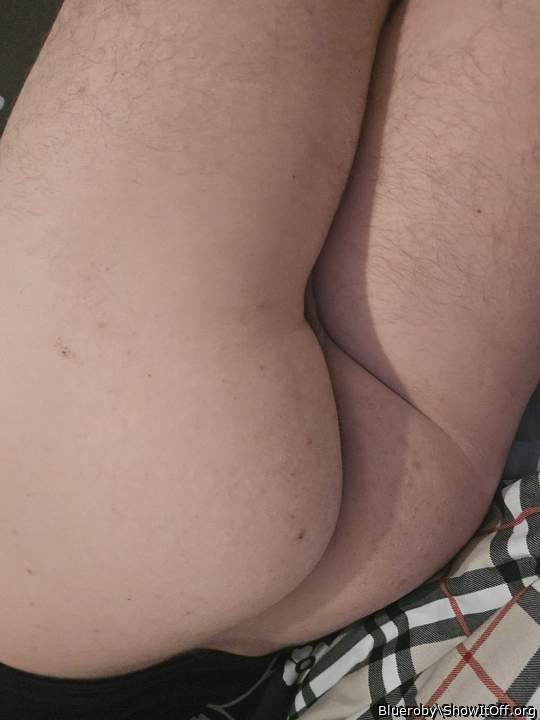 Adult image from Blueroby