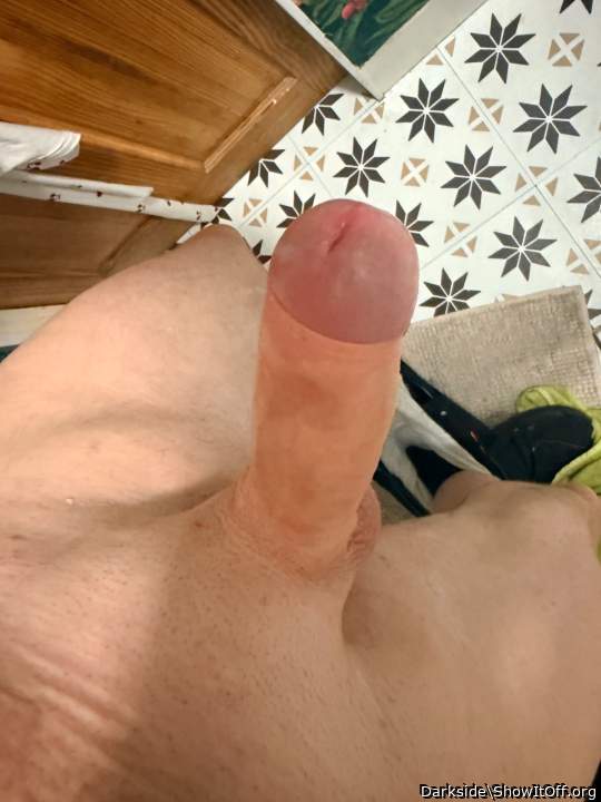 wow, the foreskin looks tight