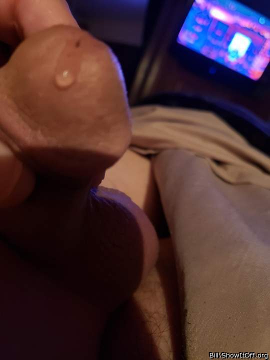 Would like to feel you sucking on my cock