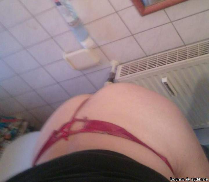 Adult image from boynrw