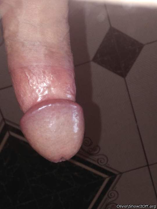 Adult image from olivio