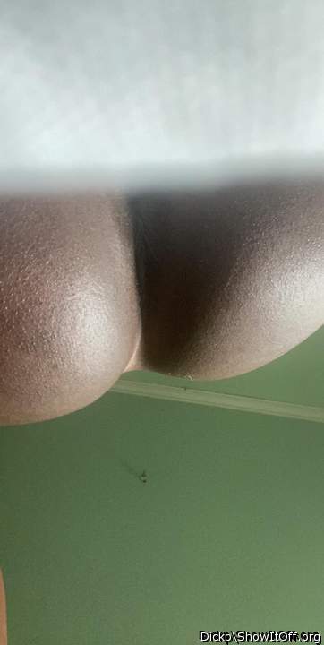 Adult image from Dickp
