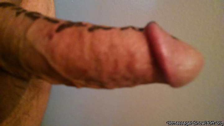 Adult image from clitmassager