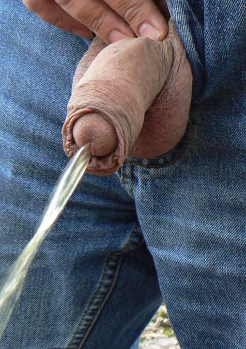 pissing