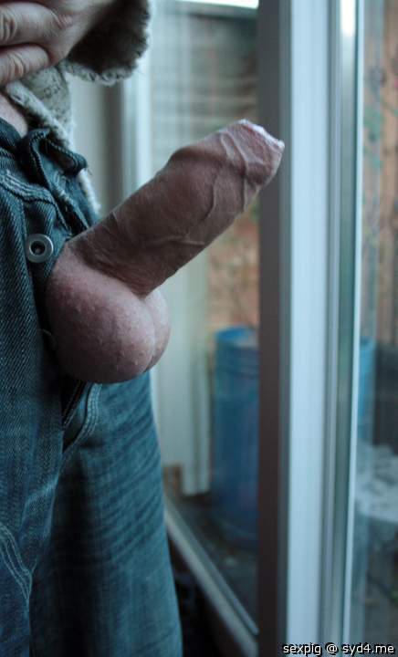 Adult image from sexpig