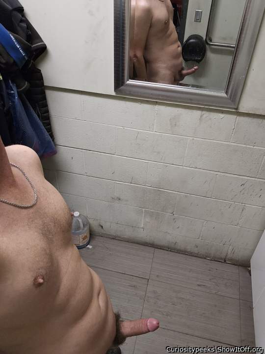 Adult image from Curiositypeeks