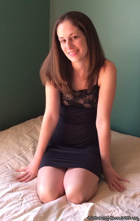 Lovely photo. Very sexy. Beautiful lady